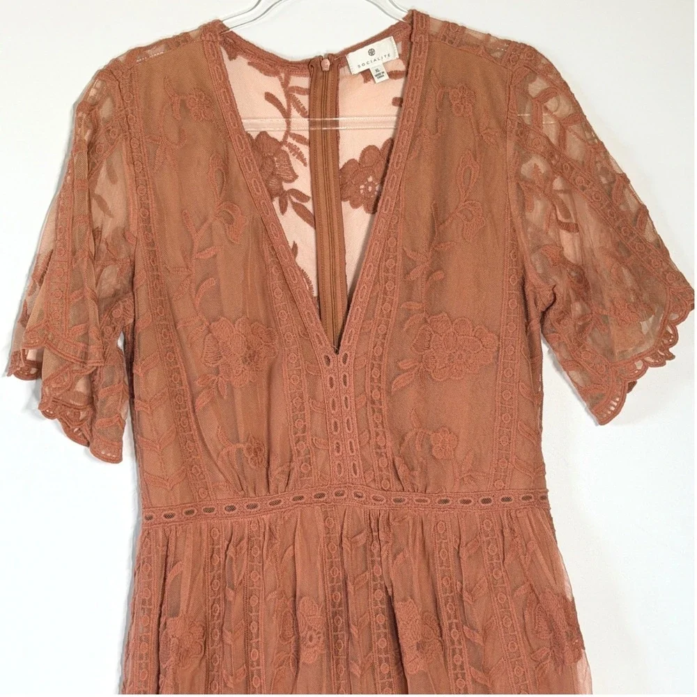 Socialite h1870 embroidered